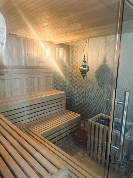 Privatzimmer, Geteiltes Bad Und Toilette Würzburg