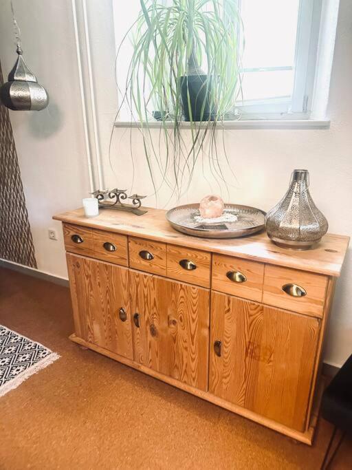 Privatzimmer, Geteiltes Bad Und Toilette Apartment Würzburg
